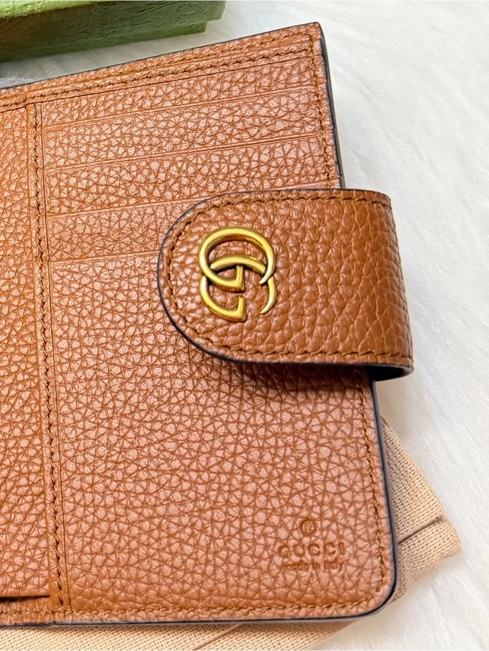 SOLD‼️Gucci GG Bamboo Grained Leather Bifold Compact Wallet - Picture 12 of 14